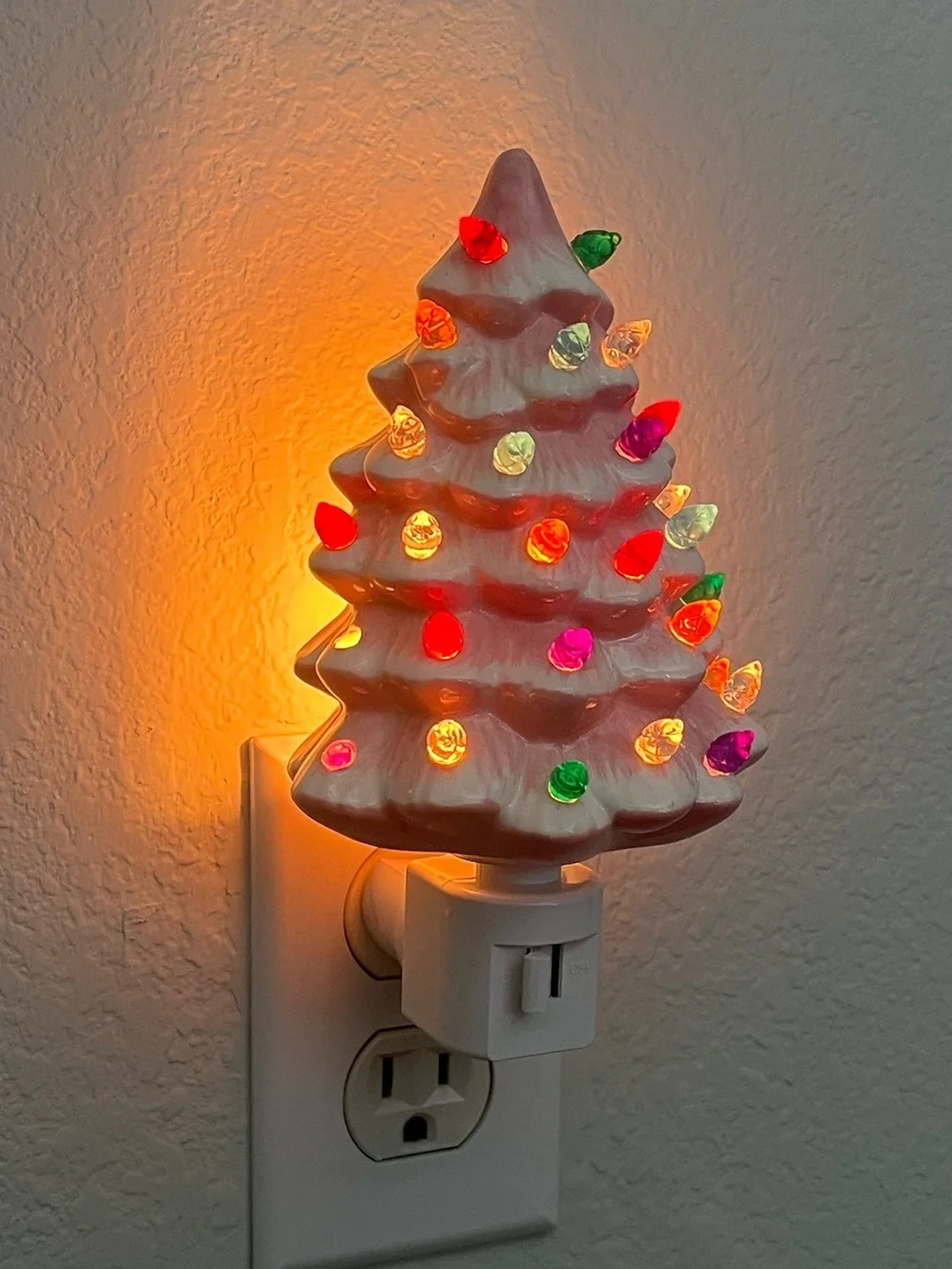 Vintage Christmas Tree Night Light Green and Pink